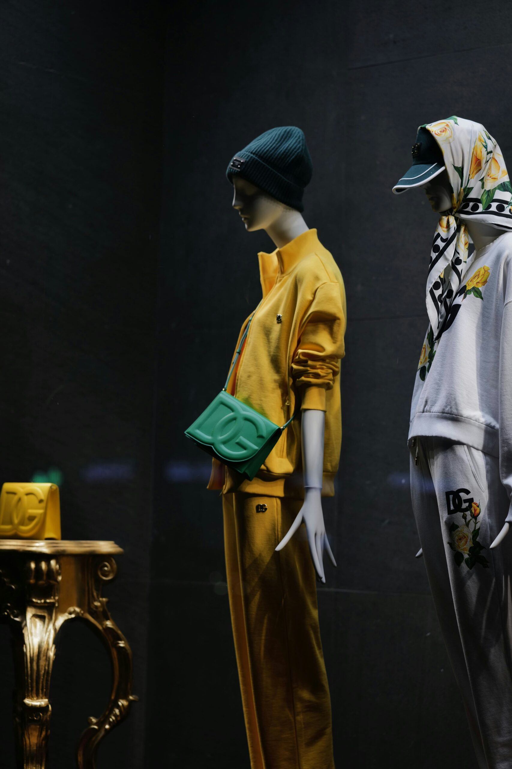 Sustainable and bold fashion trends 2025 outfit inspiration