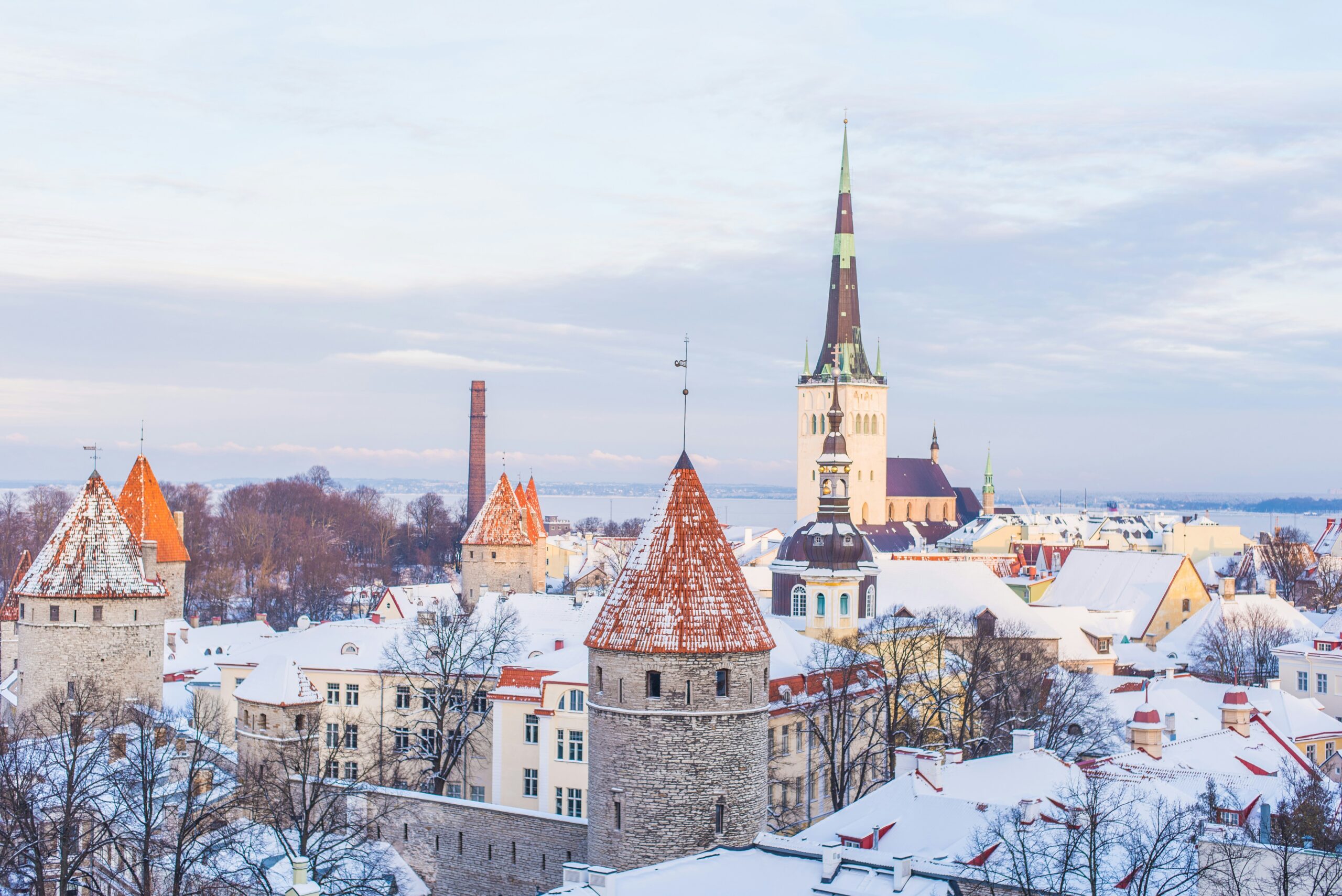 How to Become a Digital Nomad 2025 – Tallinn Estonia