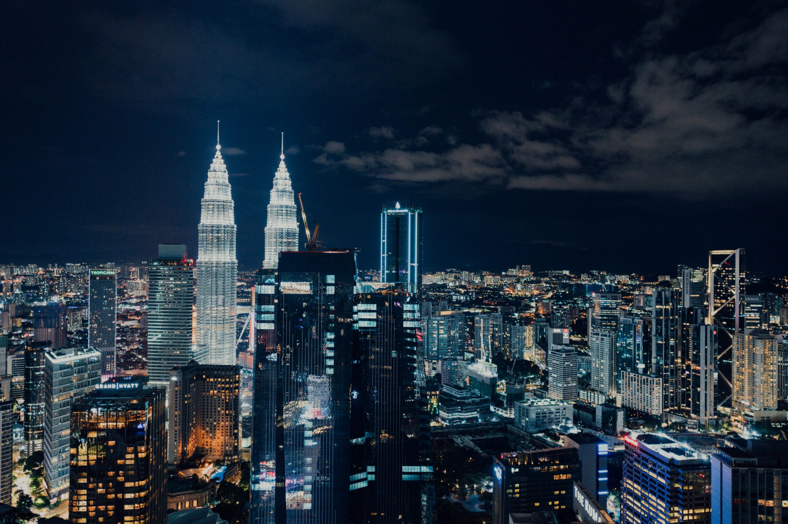 How to Become a Digital Nomad 2025 – Kuala Lumpur Malaysia