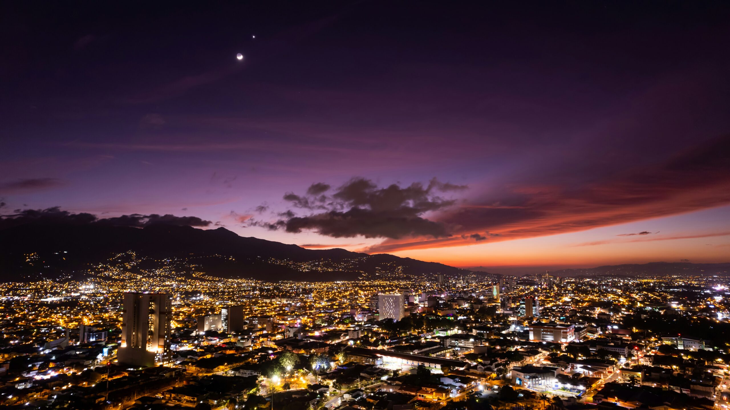 How to Become a Digital Nomad 2025 – San Jose Costa Rica
